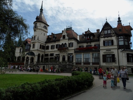Zamek lesna 26082010_01_v1
